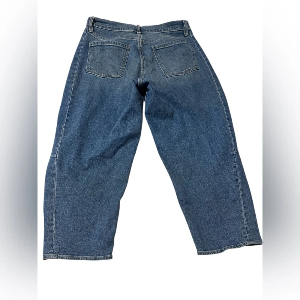 Old Navy Light Blue High-Waisted Barrel Ankle Jeans - Picture 5 of 5